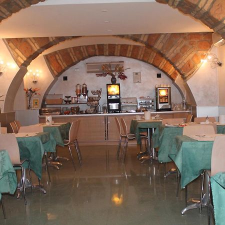 רומא Hotel Dei Mille מראה חיצוני תמונה