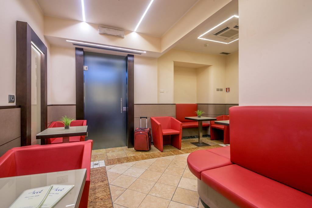 רומא Hotel Dei Mille מראה חיצוני תמונה
