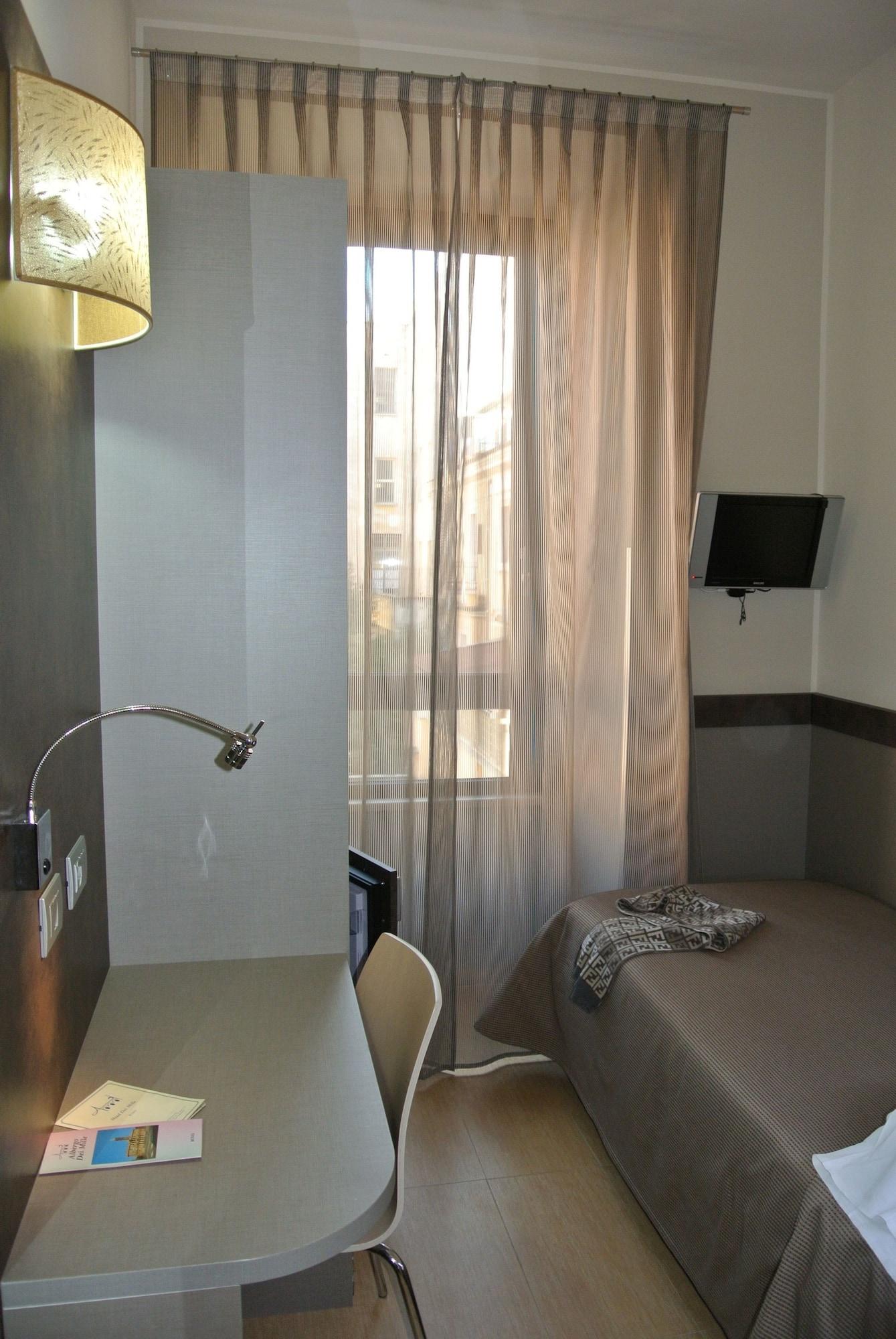 רומא Hotel Dei Mille מראה חיצוני תמונה