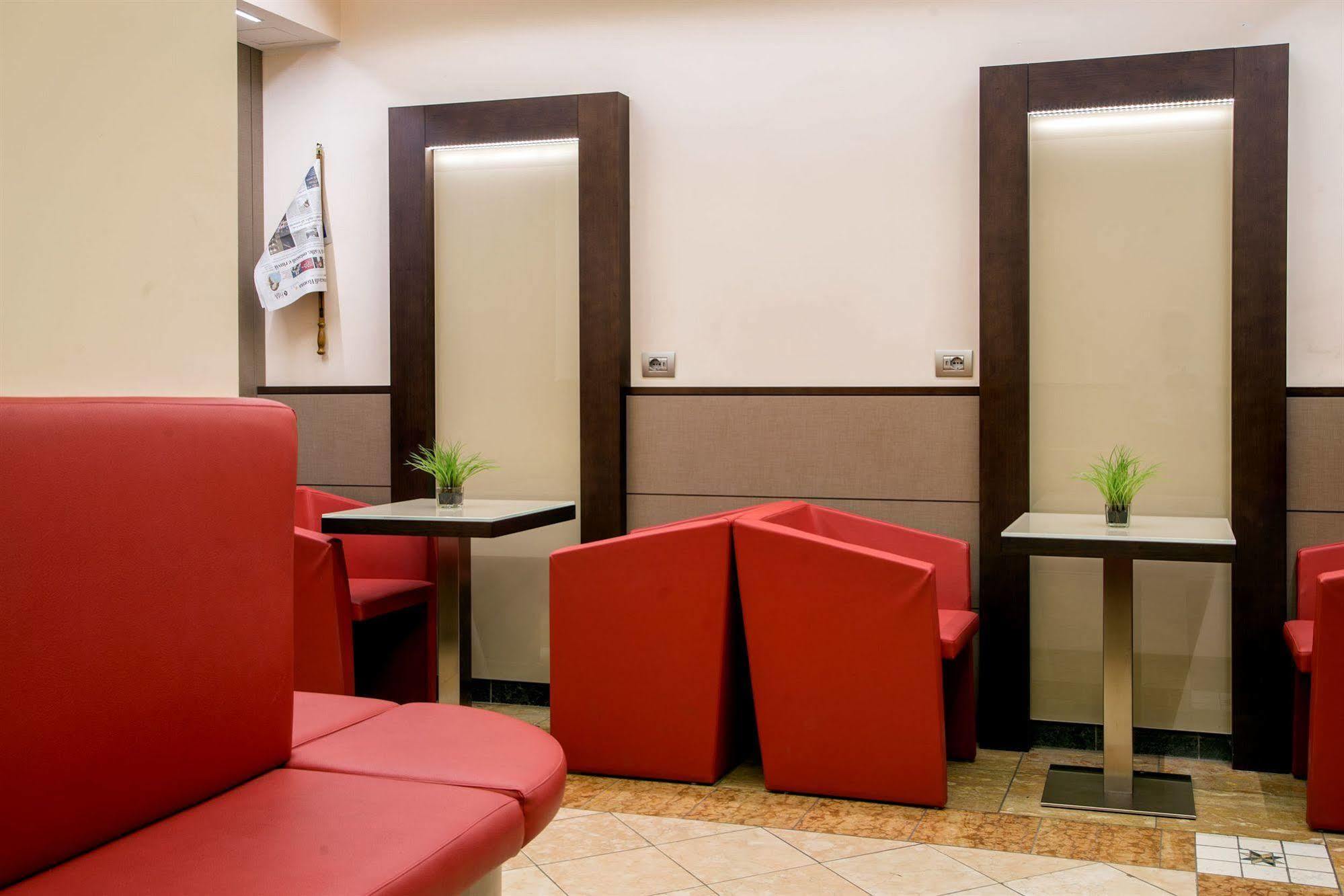 רומא Hotel Dei Mille מראה חיצוני תמונה